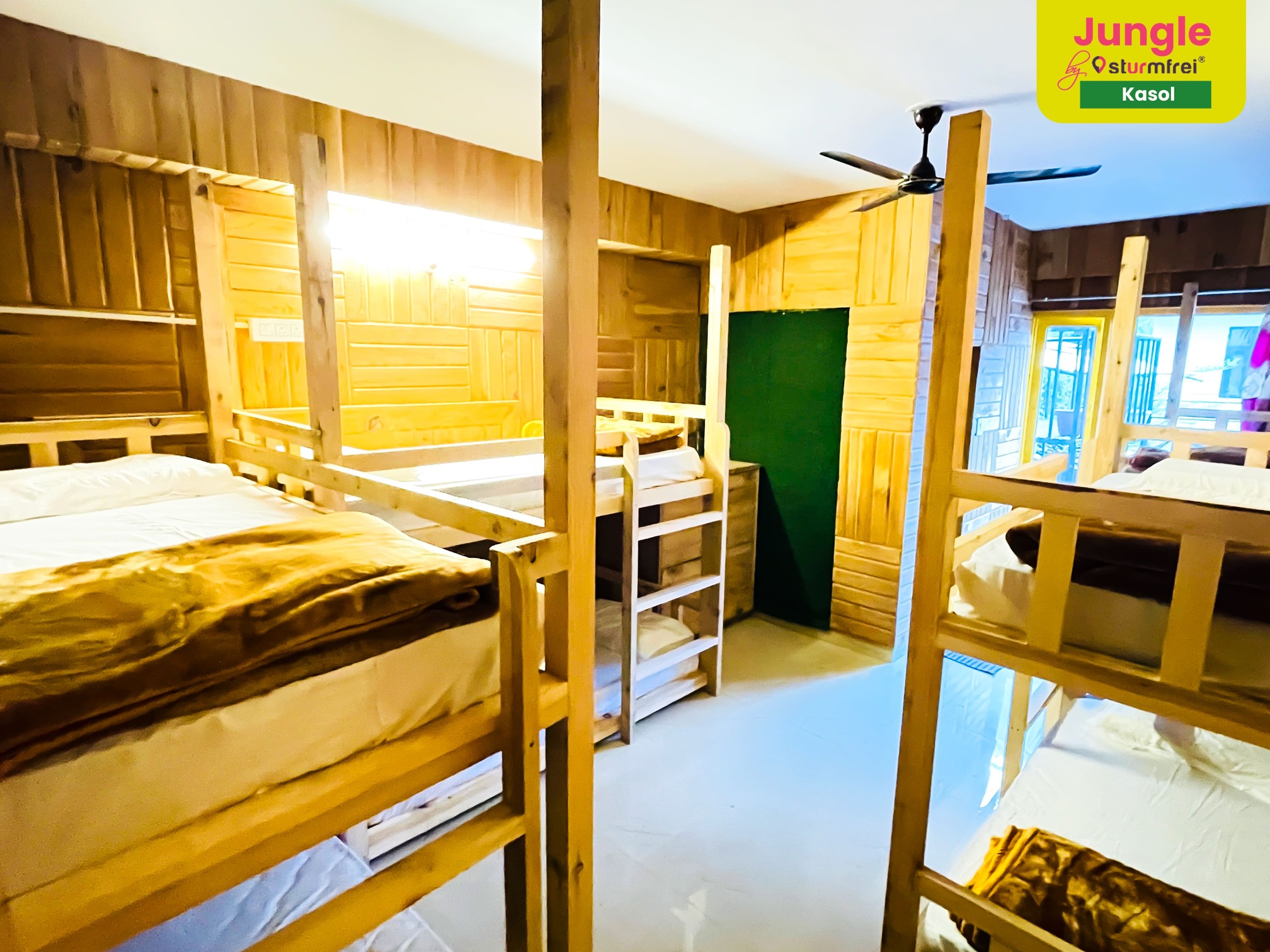 8-Bed Mixed Dorm (1)